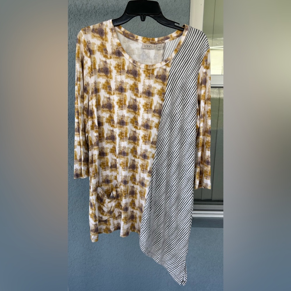 Logo By Lori Goldstein Asymmetrical Hem Artsy Mixed Print One Pocket Top Size XL